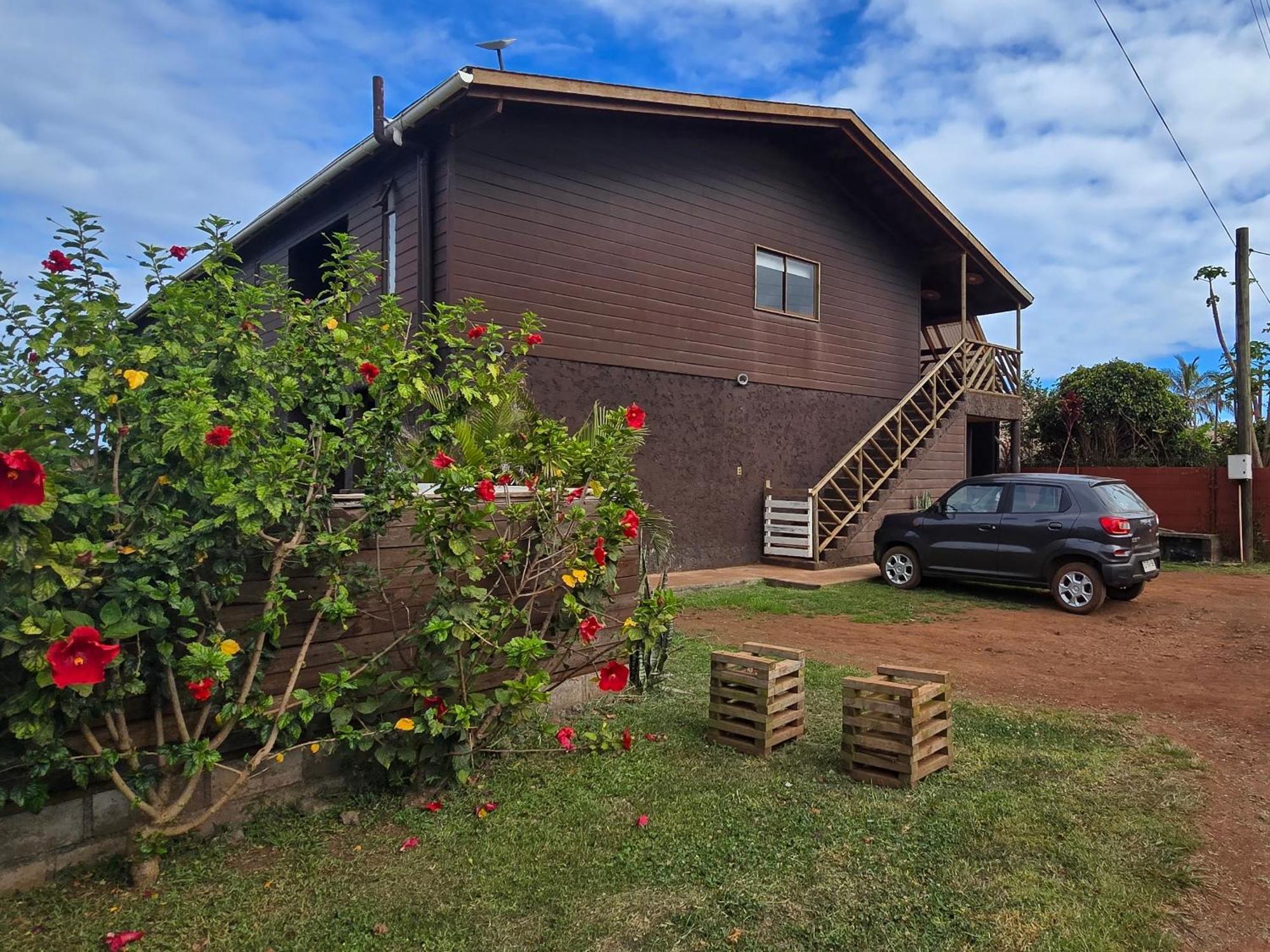 Apartamentos Tupuna Lodge Hanga Roa Exterior foto