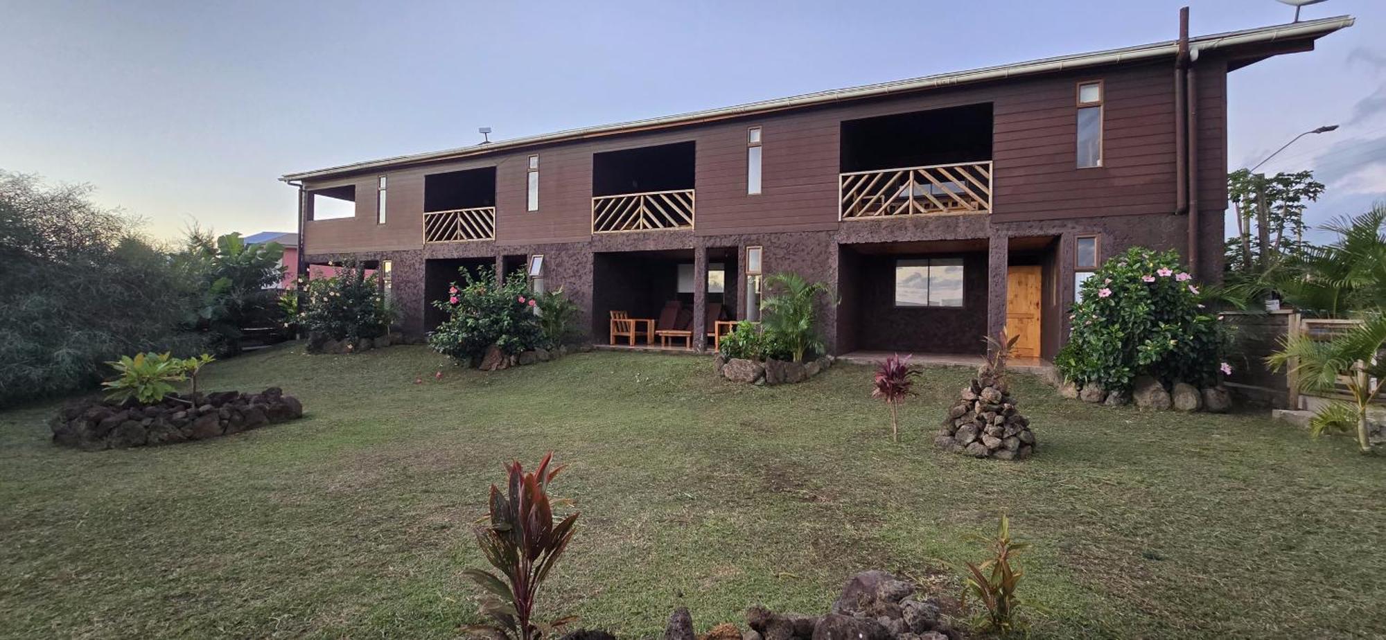 Apartamentos Tupuna Lodge Hanga Roa Exterior foto